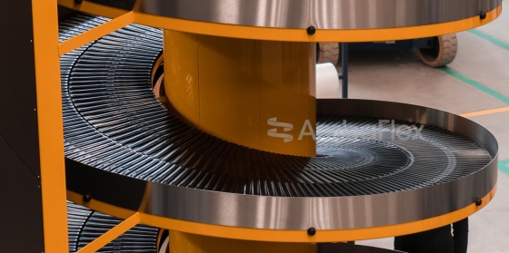 All-purpose spiral conveyor for medium to large products